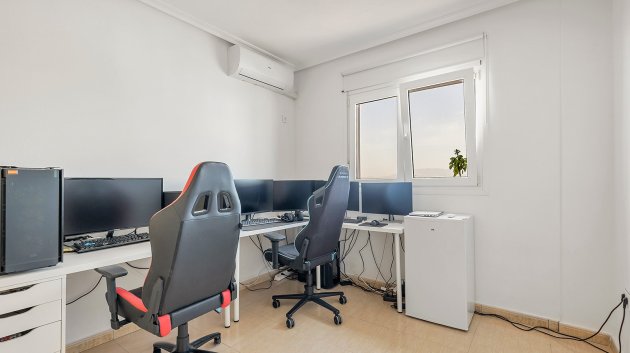 Resale - Apartments -
Gea y Truyols - Lo Santiago