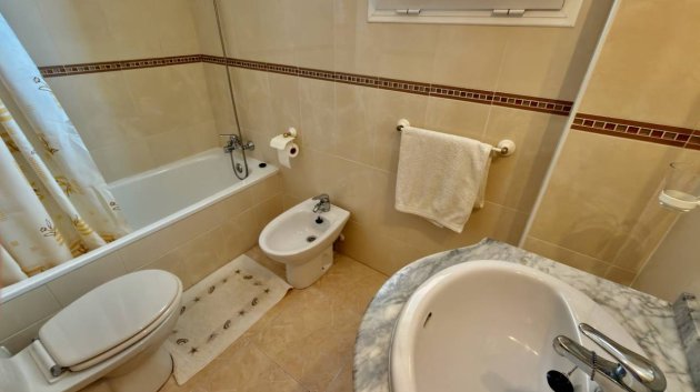 Reventa - Apartamentos -
Guardamar del Segura