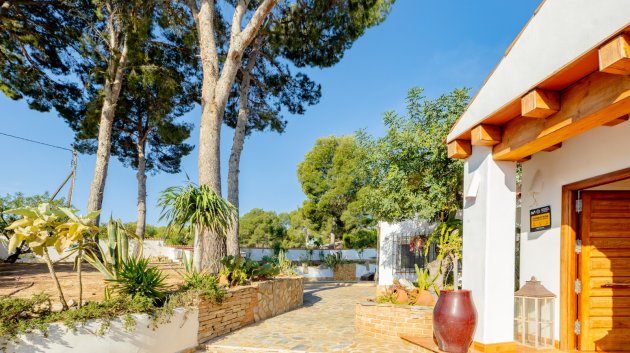 Reventa - Chalets -
La Nucía