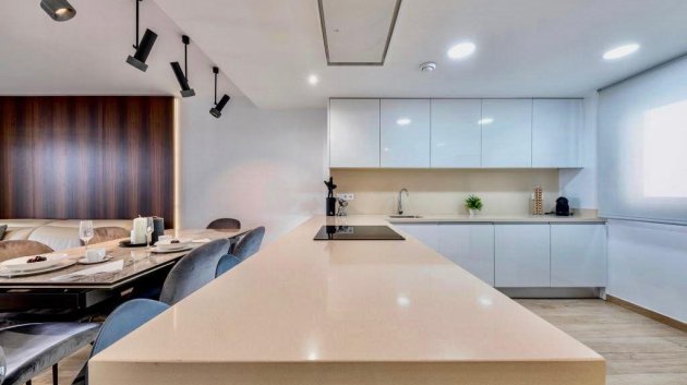 Resale - Townhouse -
Finestrat - Urbanización