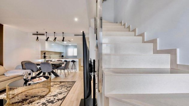 Resale - Townhouse -
Finestrat - Urbanización