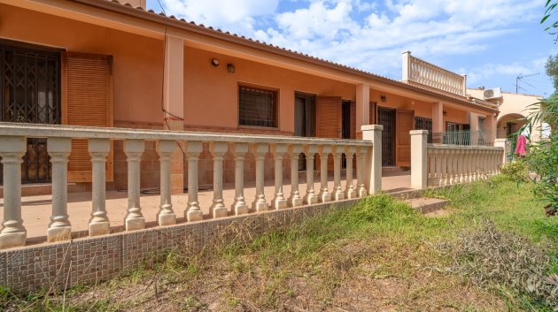 Resale - Villa -
Torrevieja - LOS BALCONES - LOS ALTOS