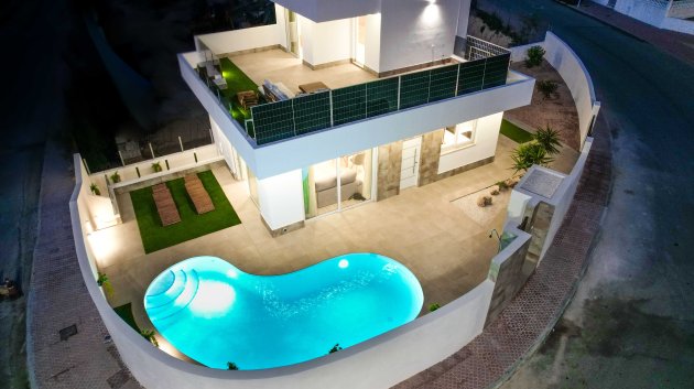 Obra nueva - Chalets -
Ciudad Quesada