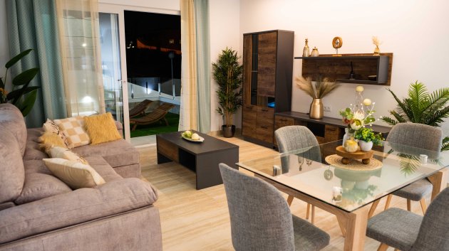 Obra nueva - Chalets -
Ciudad Quesada