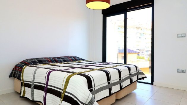 Resale - Apartments -
Orihuela Costa - Campoamor