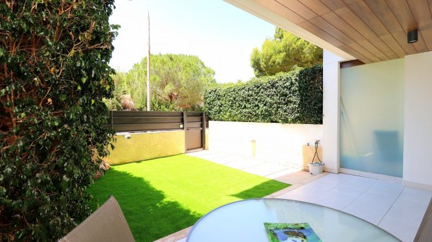 Resale - Apartments -
Orihuela Costa - Campoamor