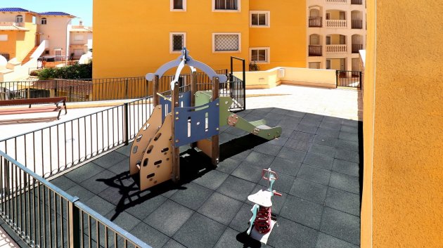 Resale - Apartments -
Orihuela Costa - Campoamor