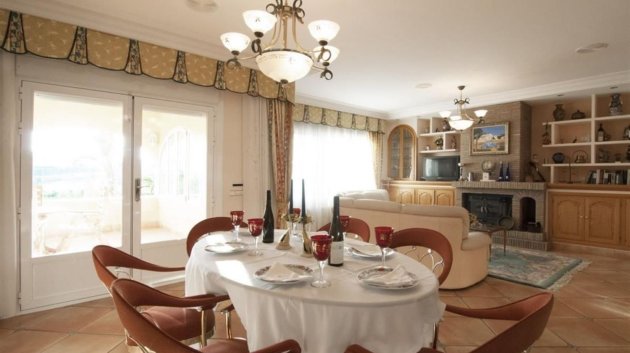 Revente - Villa -
Benissa