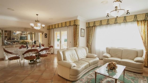 Revente - Villa -
Benissa