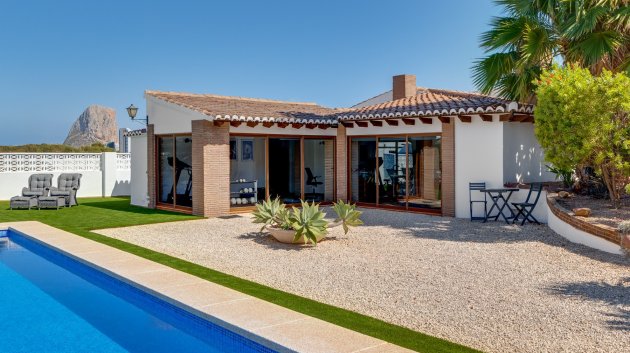 Resale - Villa -
Calpe - Gargasindi