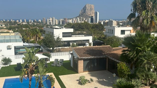 Resale - Villa -
Calpe - Gargasindi