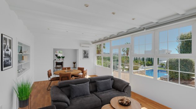 Resale - Villa -
Calpe - Gargasindi