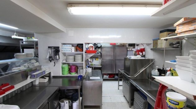 Resale - Commercial -
Calpe - Playa De Arenal