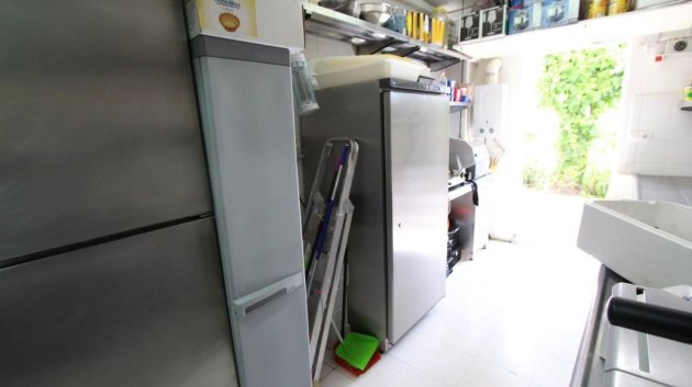 Resale - Commercial -
Calpe - Playa De Arenal