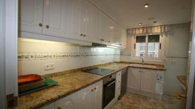 Resale - Apartments -
Calpe - Playa De Arenal