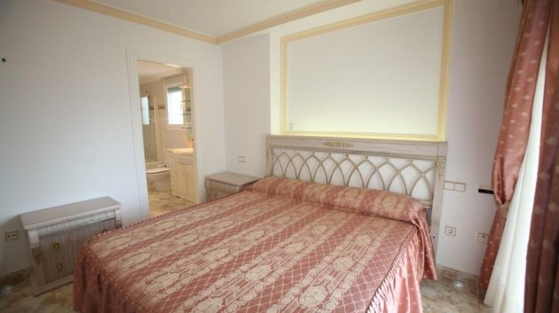 Resale - Apartments -
Calpe - Playa De Arenal