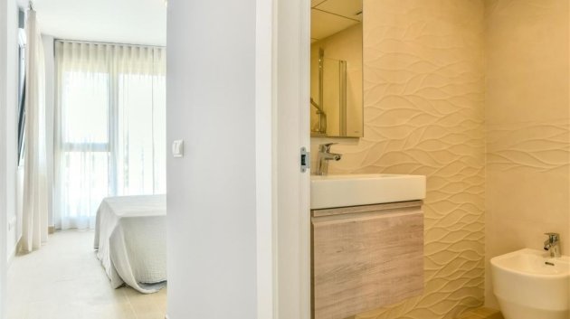 Resale - Apartments -
Calpe - Playa De Arenal
