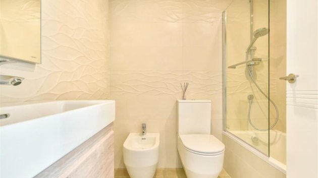 Resale - Apartments -
Calpe - Playa De Arenal