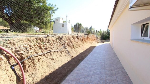 Resale - Villa -
La Nucía - El Tossal-Bello Horizonte