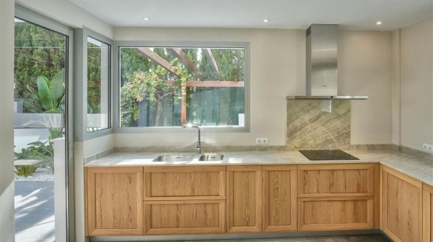 Resale - Villa -
Calpe - Canuta