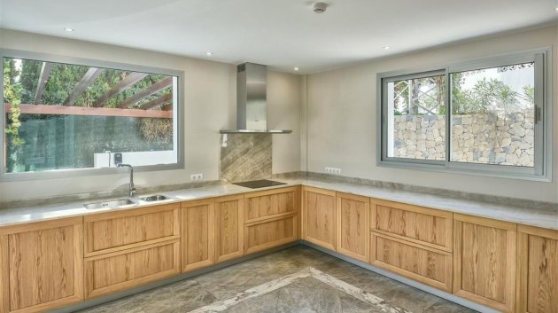 Resale - Villa -
Calpe - Canuta