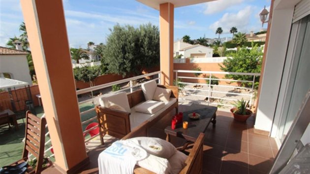 Resale - Villa -
Calpe - Cometa
