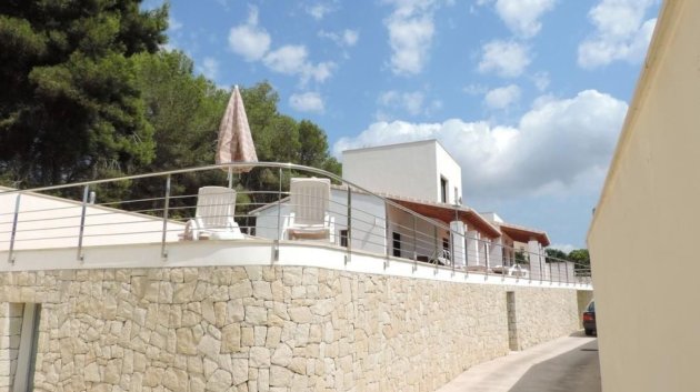 Resale - Villa -
Moraira - Pinar de Advocat-Cometa