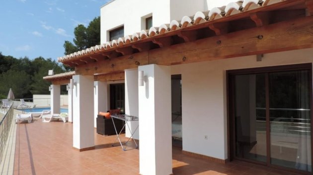 Resale - Villa -
Moraira - Pinar de Advocat-Cometa