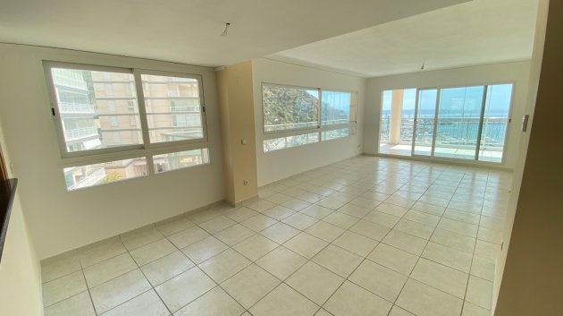 Resale - Apartments -
Calpe - Playa De Arenal