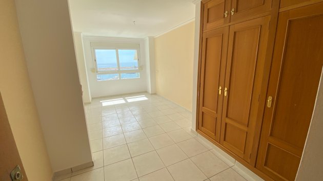 Resale - Apartments -
Calpe - Playa De Arenal