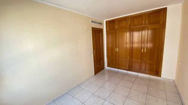 Resale - Apartments -
Calpe - Playa De Arenal