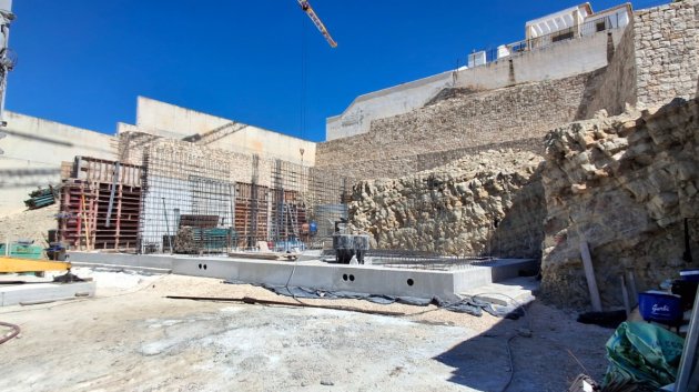 Resale - Villa -
Calpe - Urbanización