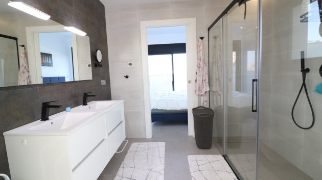Resale - Villa -
Formentera del Segura - Fincas de La Vega