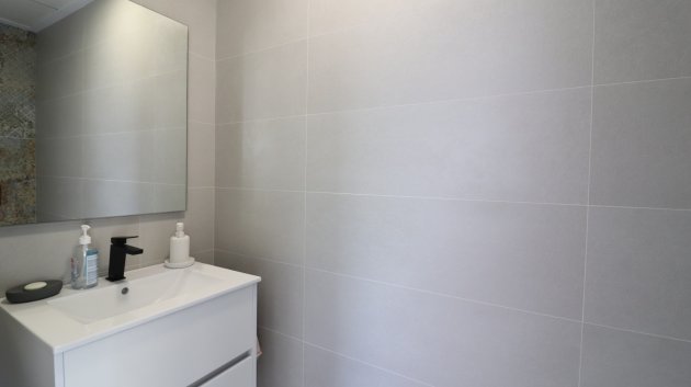 Resale - Villa -
Formentera del Segura - Fincas de La Vega