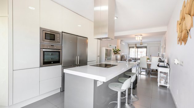 Reventa - Apartamentos -
Pilar de la Horadada - Torre de la Horadada