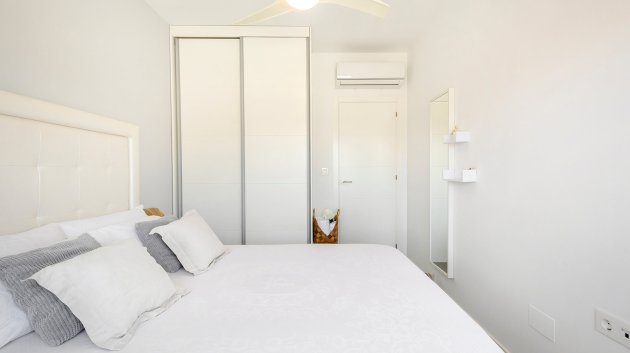 Reventa - Apartamentos -
Pilar de la Horadada - Torre de la Horadada