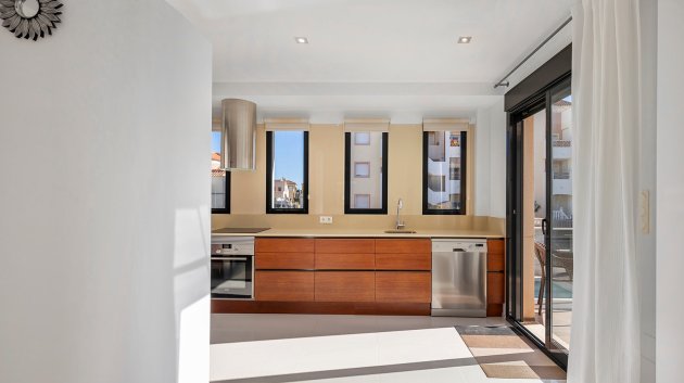 Reventa - Chalets -
Orihuela Costa - La Zenia
