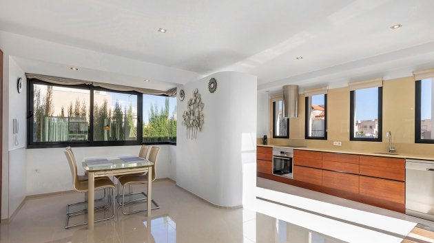 Reventa - Chalets -
Orihuela Costa - La Zenia