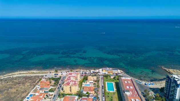 Reventa - Chalets -
Torrevieja - Rocio del Mar