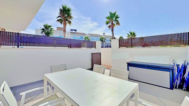 Reventa - Adosado -
Torrevieja - Los Balcones