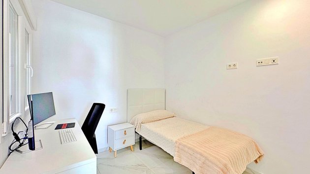 Reventa - Adosado -
Torrevieja - Los Balcones