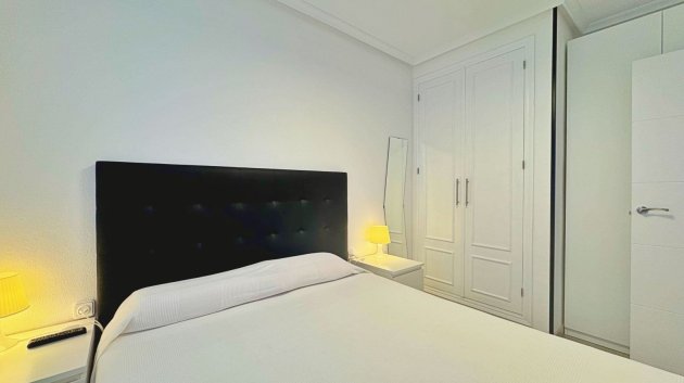 Resale - Apartments -
Torrevieja - La Mata