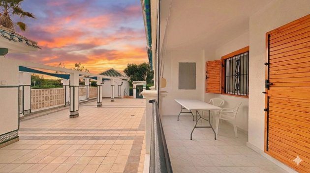 Resale - Apartments -
Torrevieja - La Mata