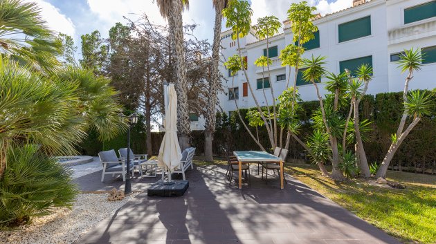 Reventa - Chalets -
Orihuela Costa - Las Filipinas
