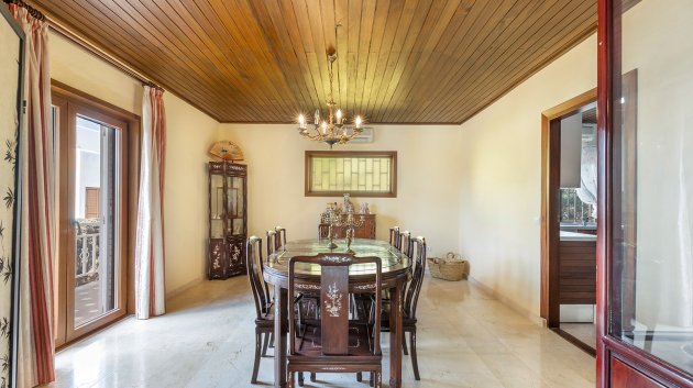 Reventa - Chalets -
Orihuela Costa - Las Filipinas