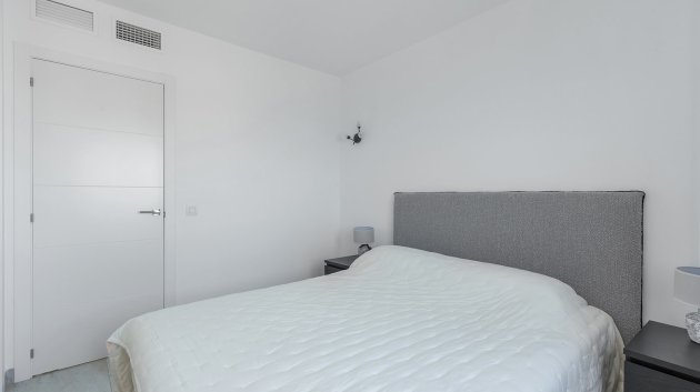 Reventa - Ático -
Torrevieja - Punta Prima