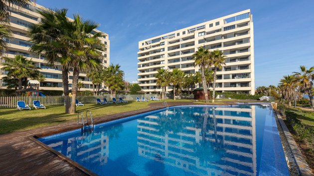 Reventa - Ático -
Torrevieja - Punta Prima