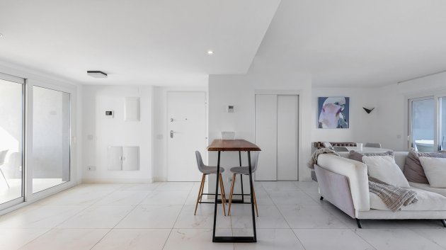 Reventa - Apartamentos -
Torrevieja - Punta Prima