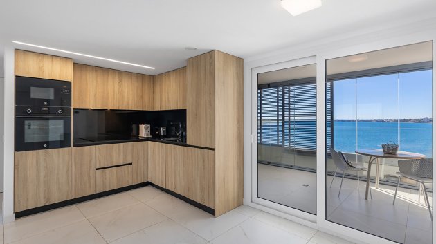 Reventa - Apartamentos -
Torrevieja - Punta Prima