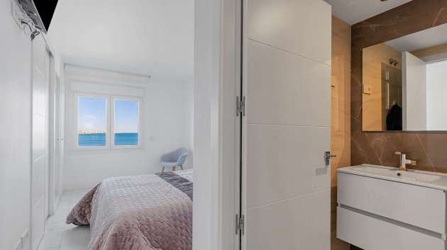 Reventa - Apartamentos -
Torrevieja - Punta Prima